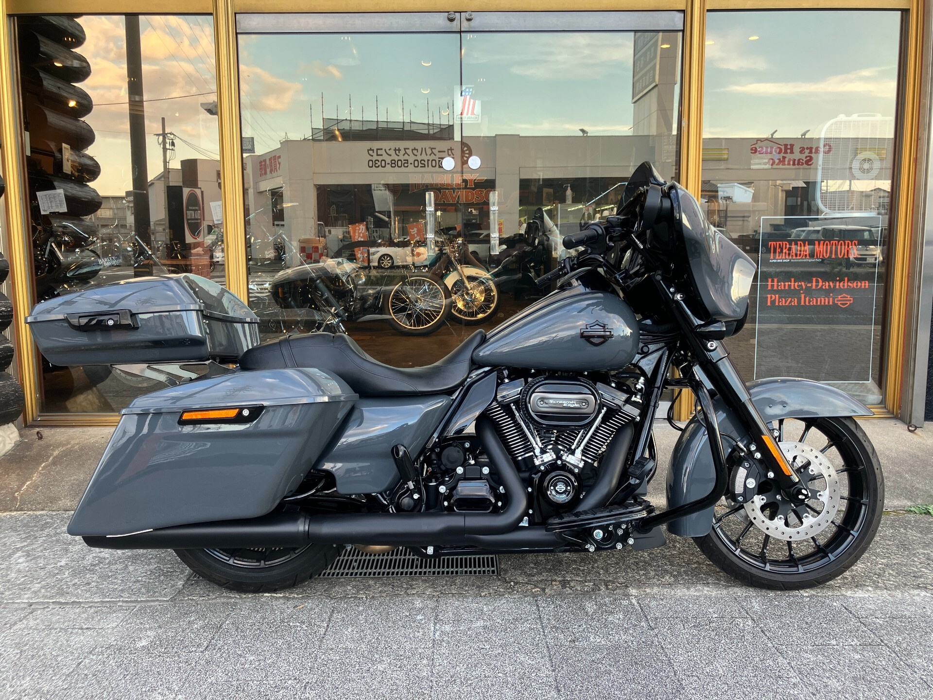Harley-Davidson Street Glide Special FLHXS
