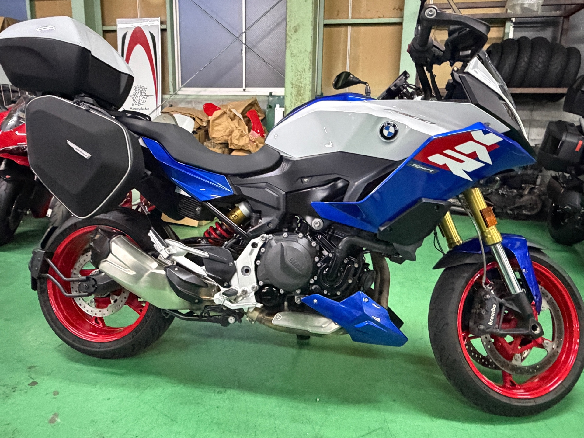 BMW F900XR PREMIUM LINE