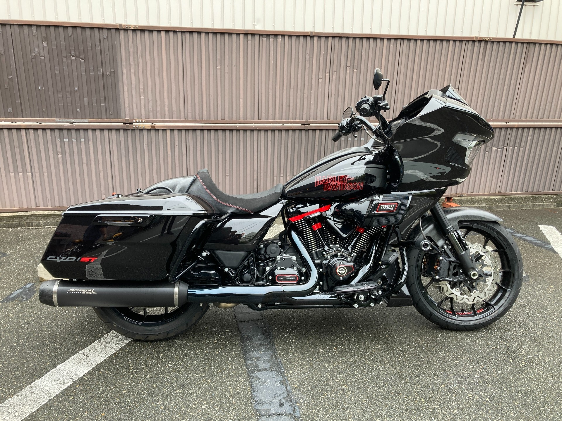 Harley-Davidson CVO Road Glide ST FLTRXSTSE