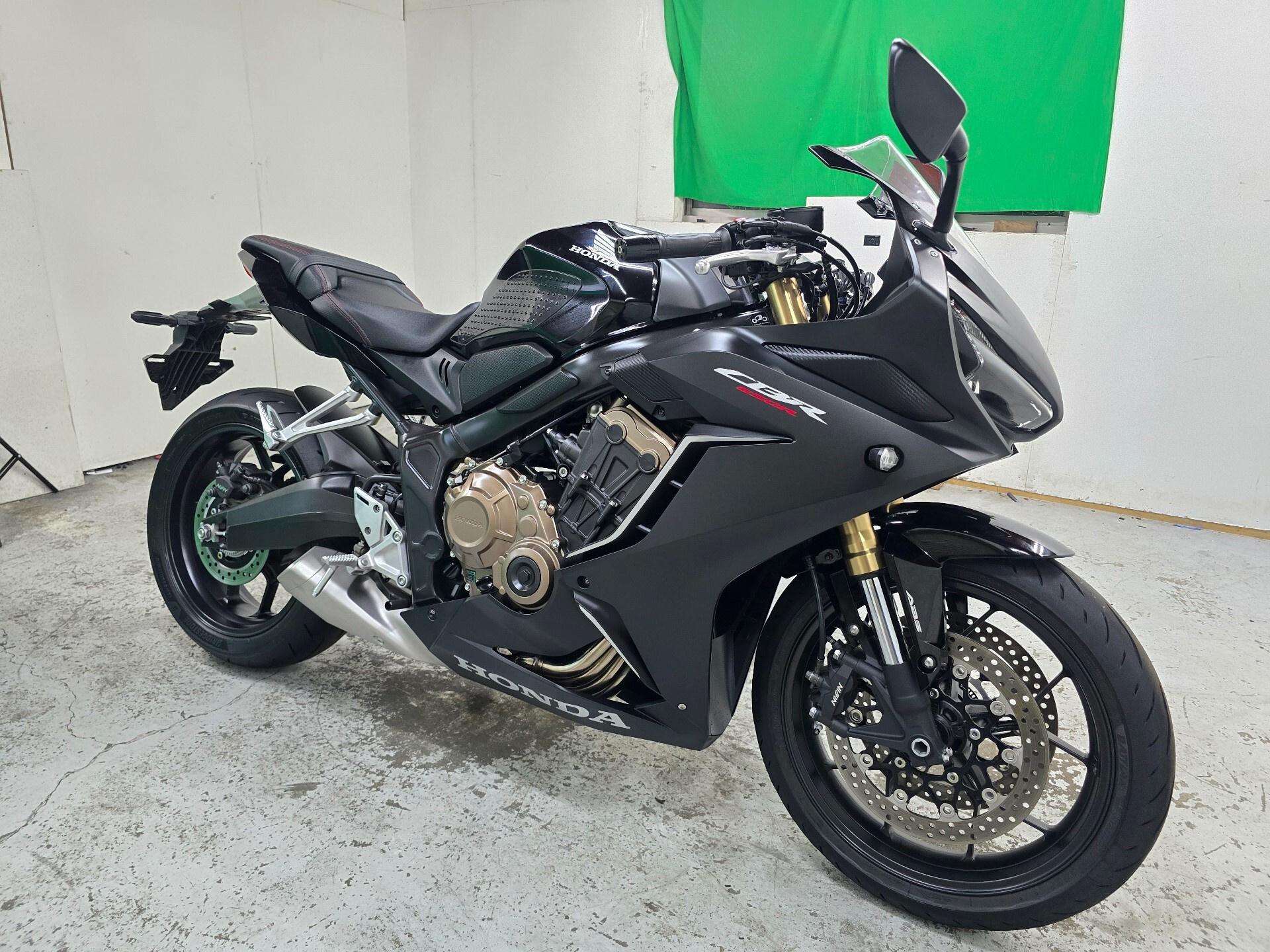 Honda CBR650R