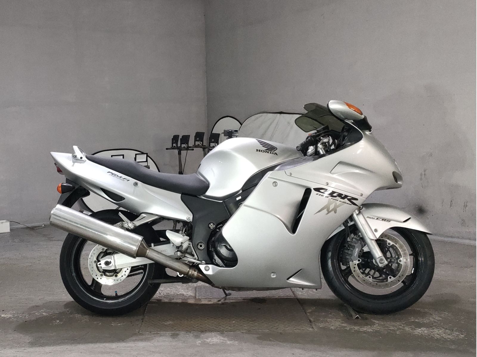 Honda CBR1100XX