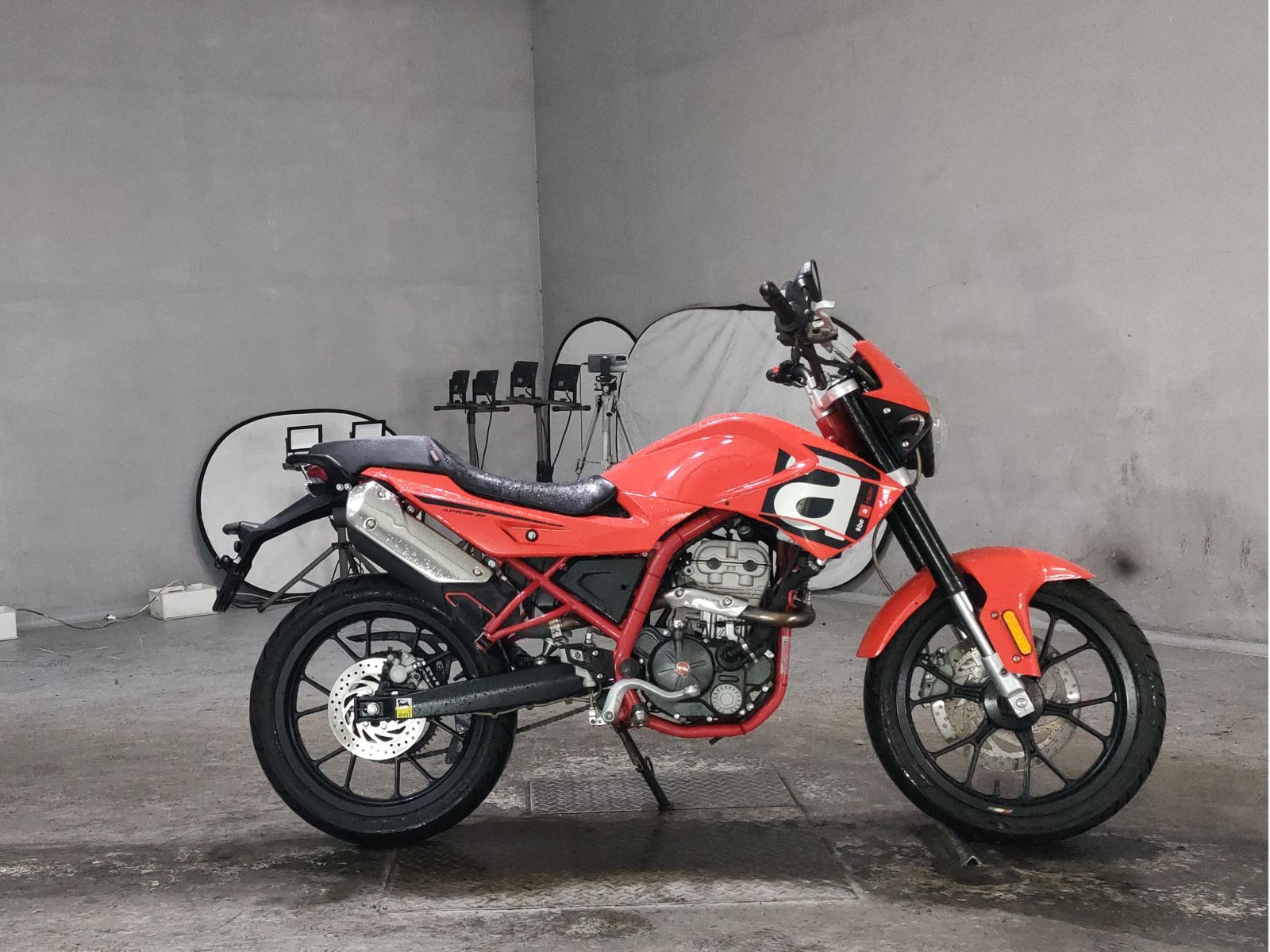 Aprilia STX CAFE125