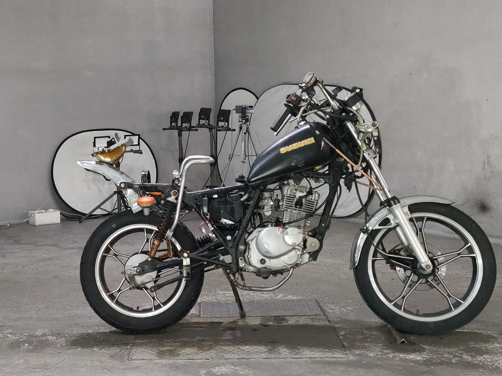 Suzuki GN125H