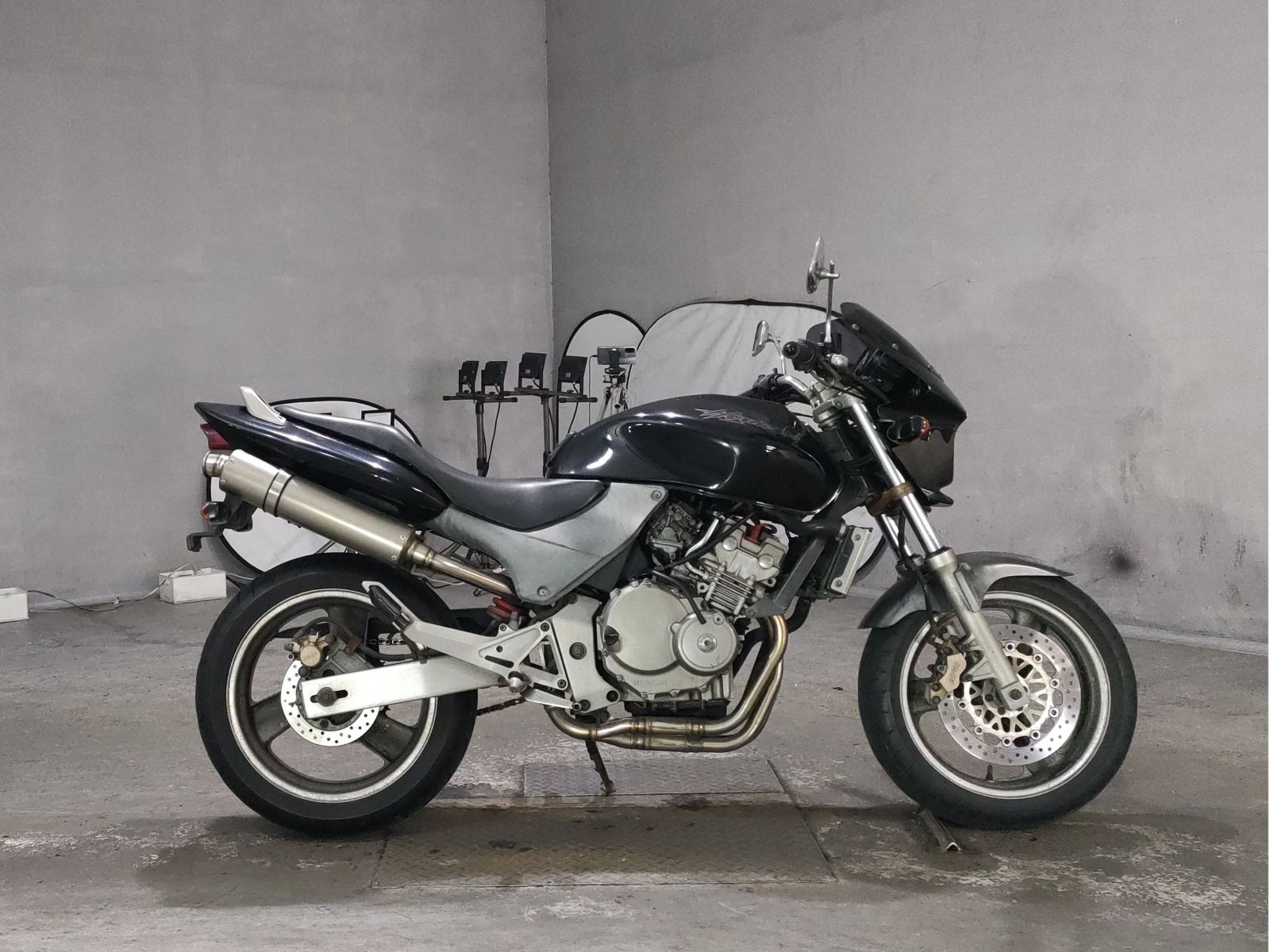 Honda HORNET250