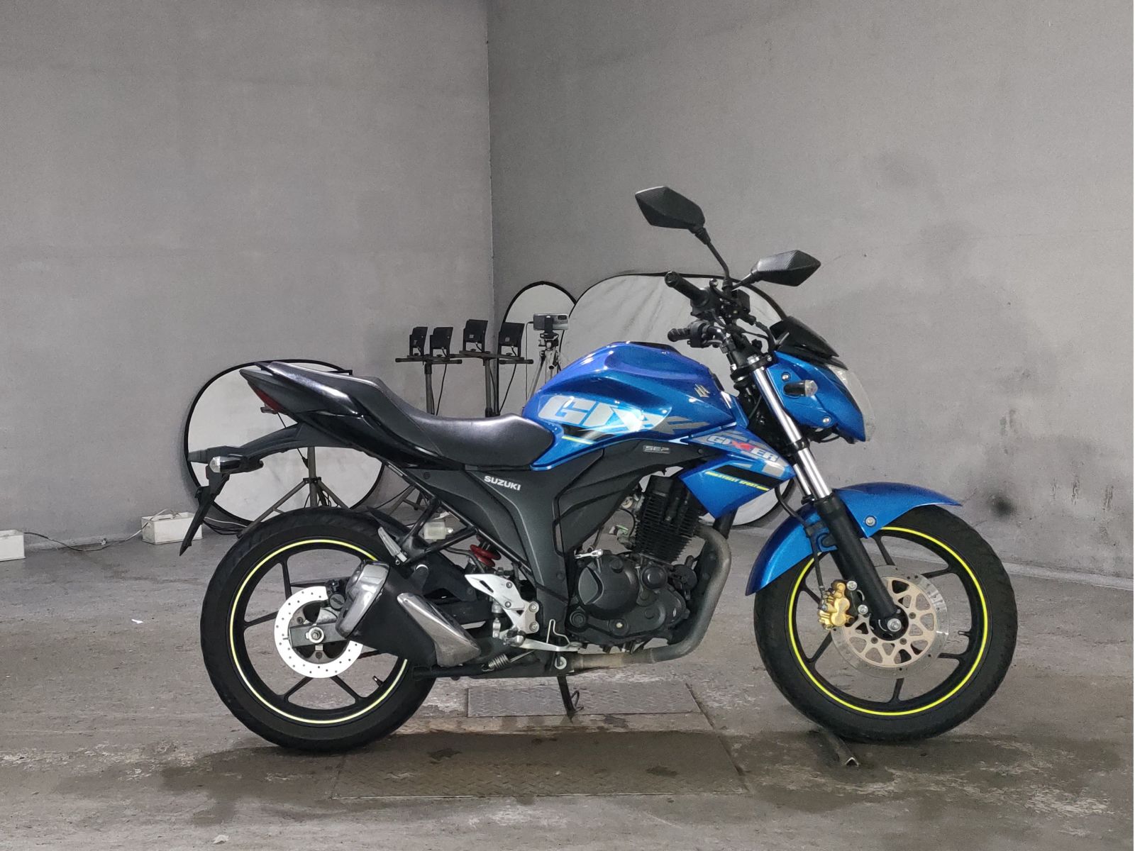 Suzuki GIXXER-150
