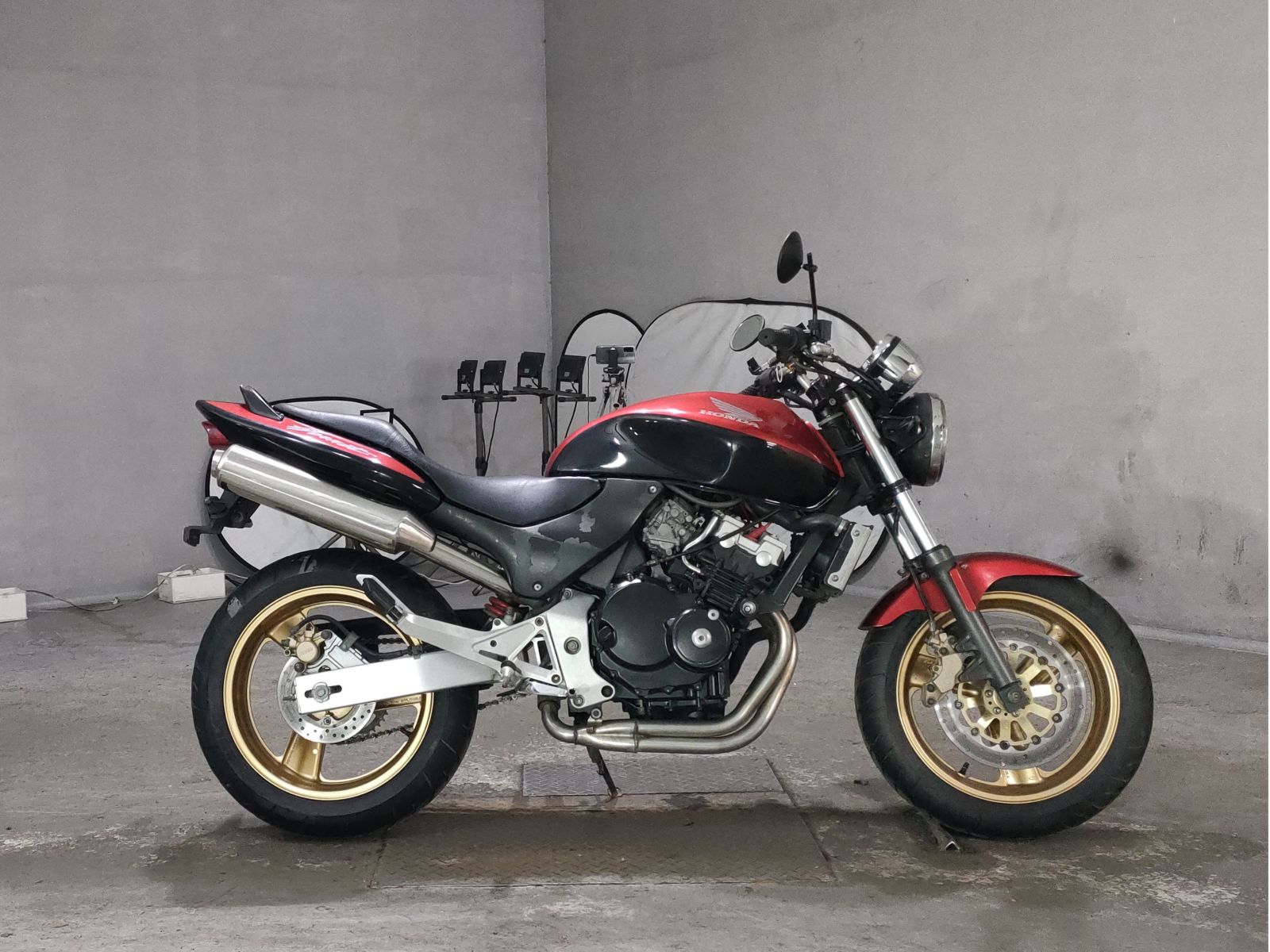 Honda HORNET250