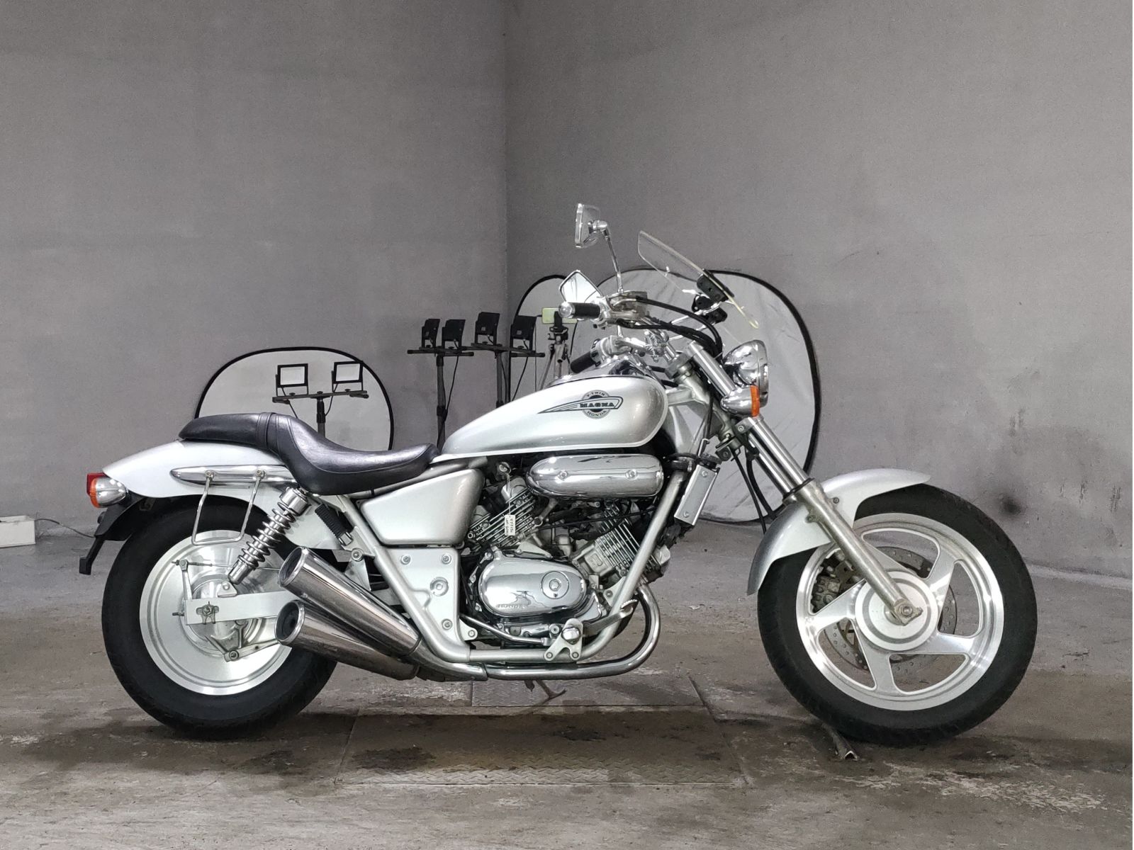 Honda MAGNA 250