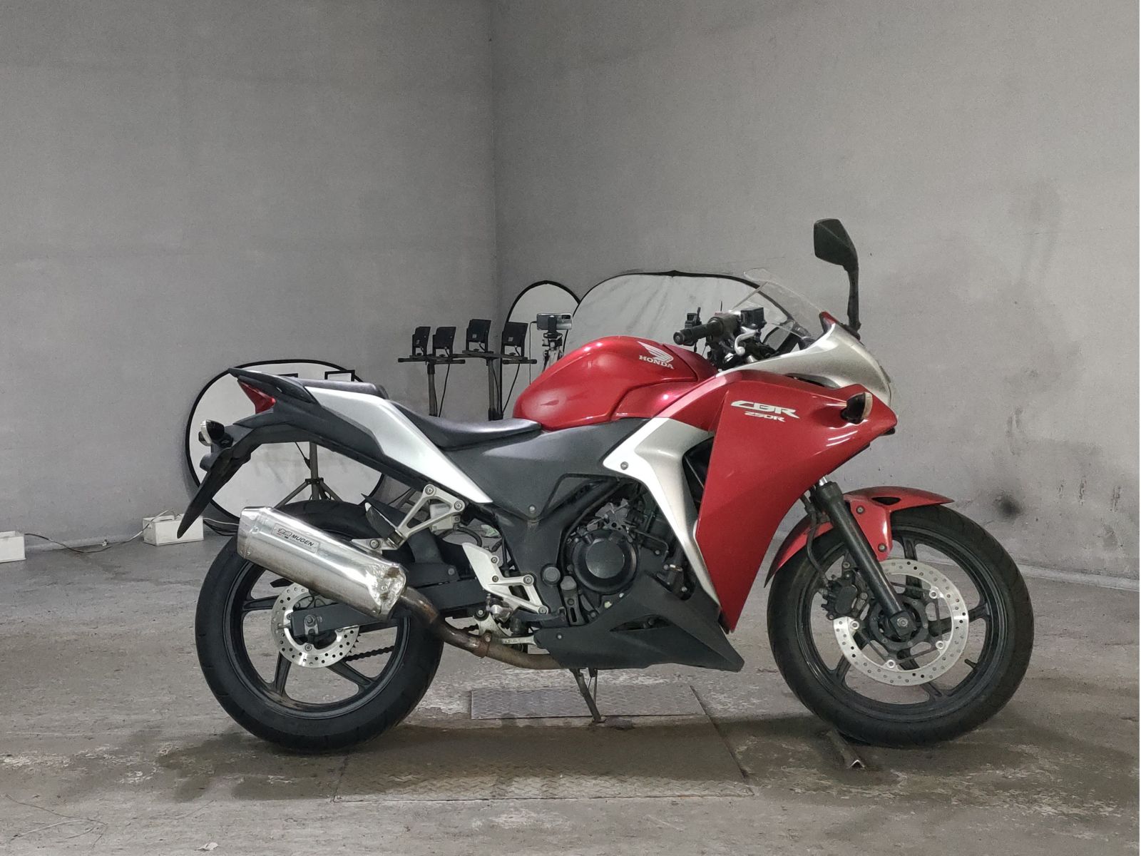 Honda CBR250R