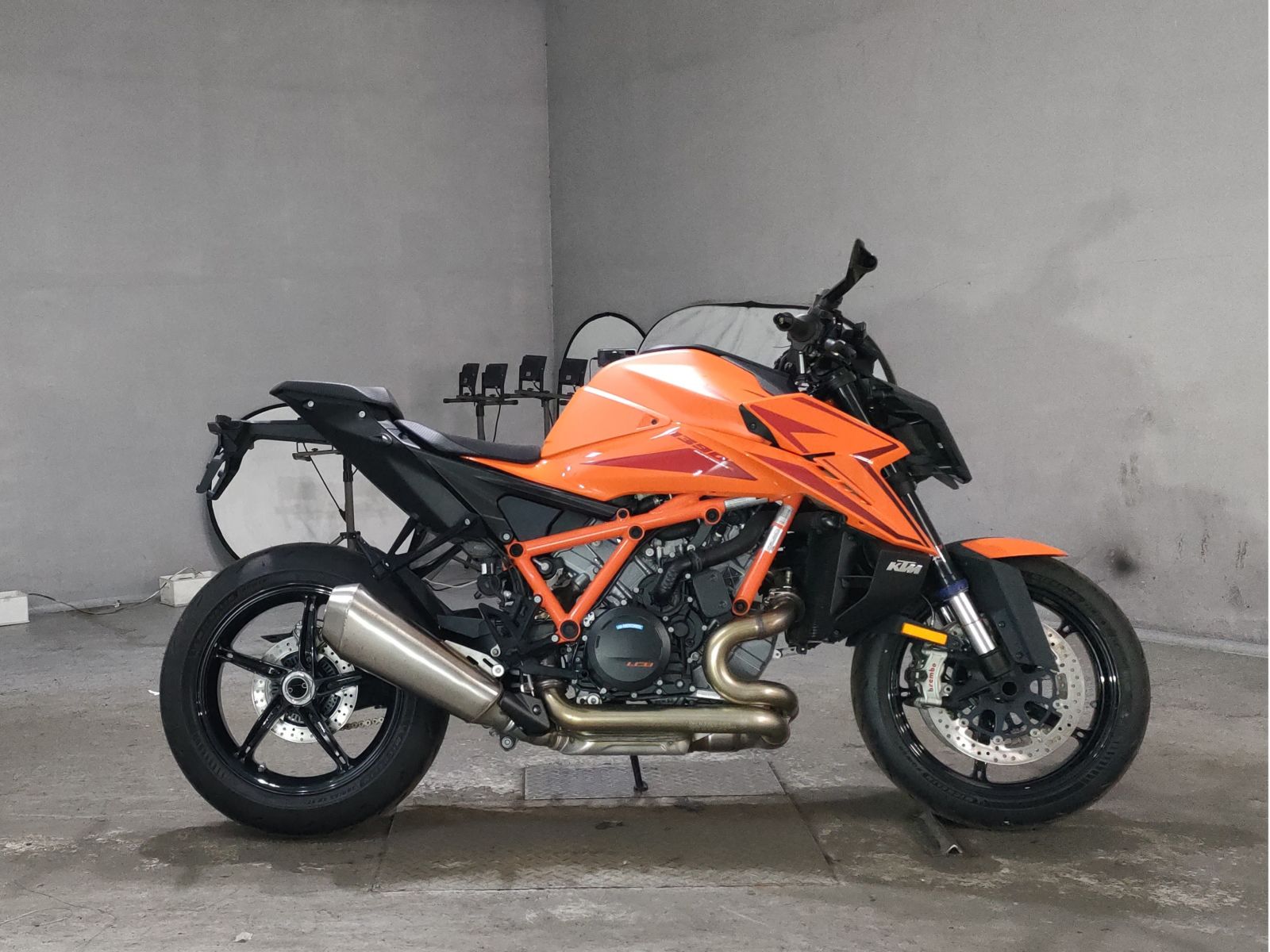 KTM 1390 SUPER DUKE R EVO