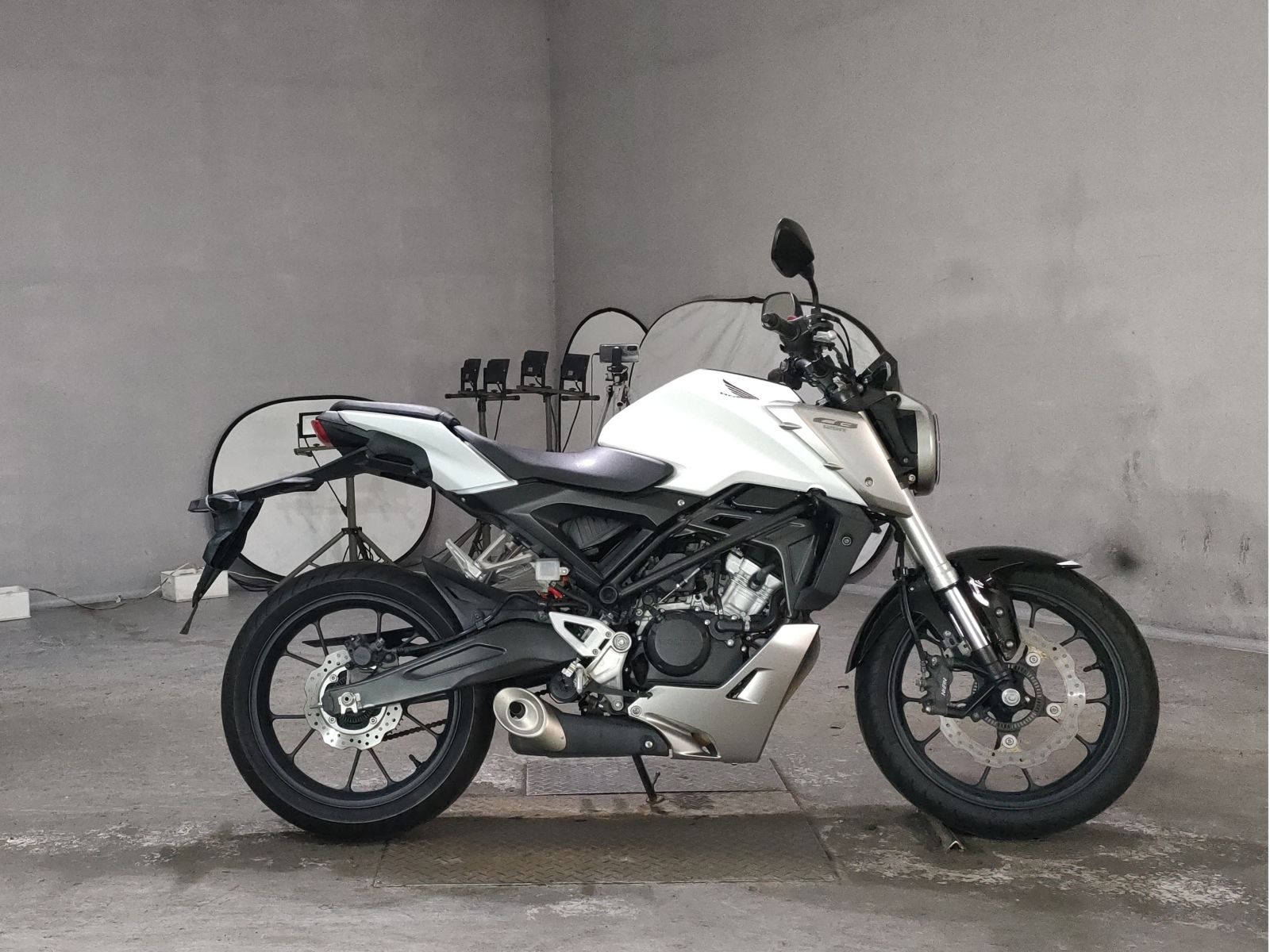 Honda CB125R