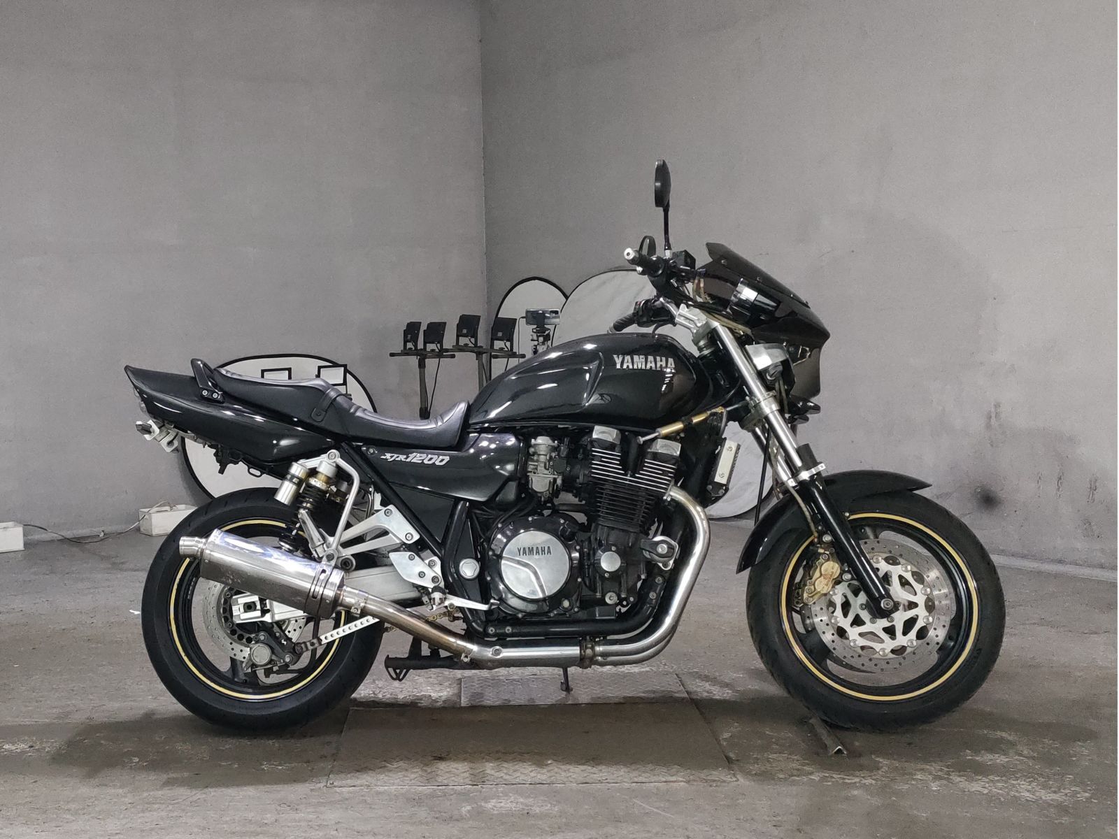 Yamaha XJR1200