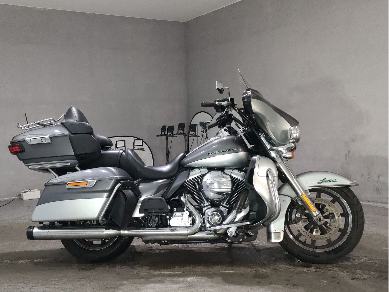 Harley-Davidson Ultra Limited FLHTKTC1690