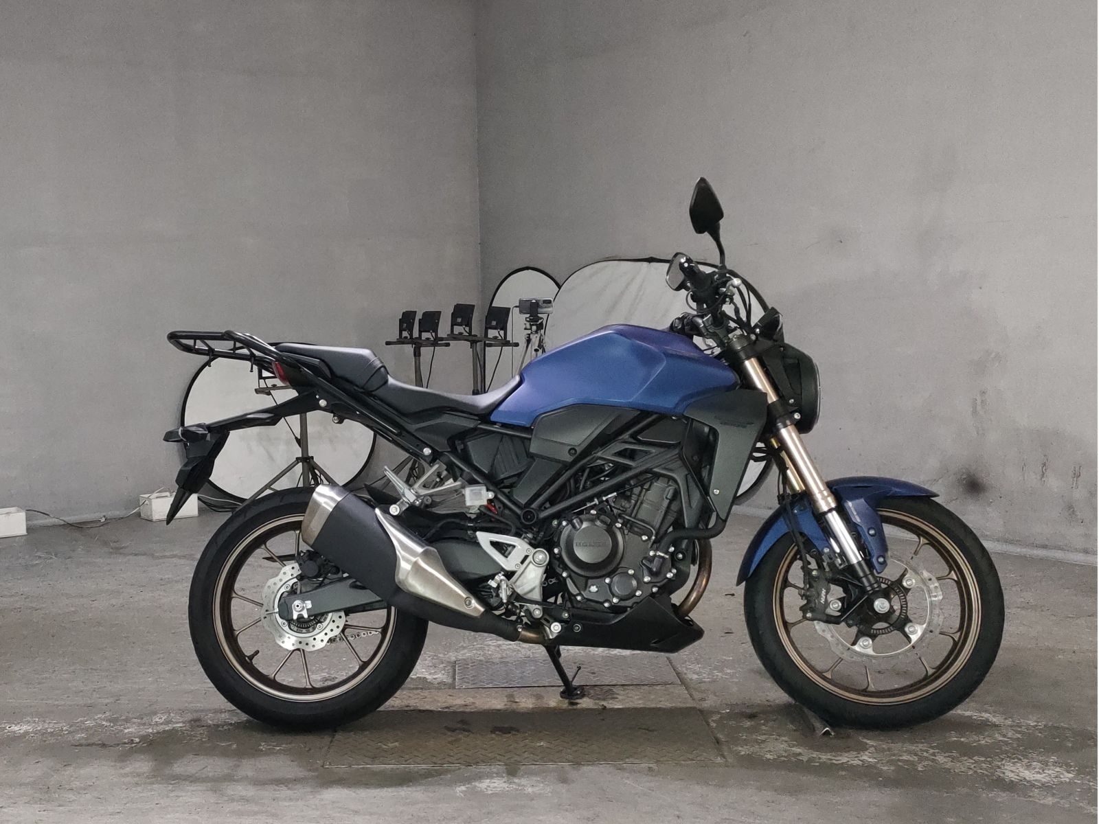 Honda CB250R