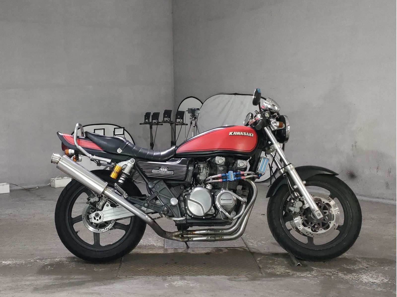 Kawasaki ZEPHYR400