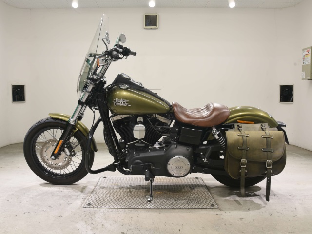 Harley-Davidson Street Bob FXDB1690