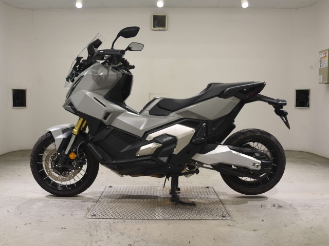 Honda X-ADV750