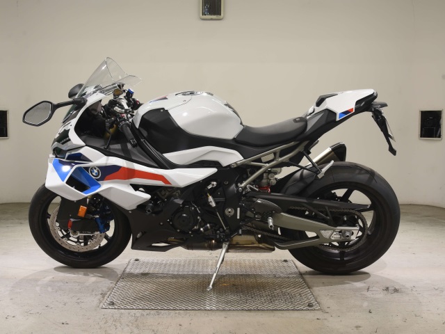 BMW S1000RR