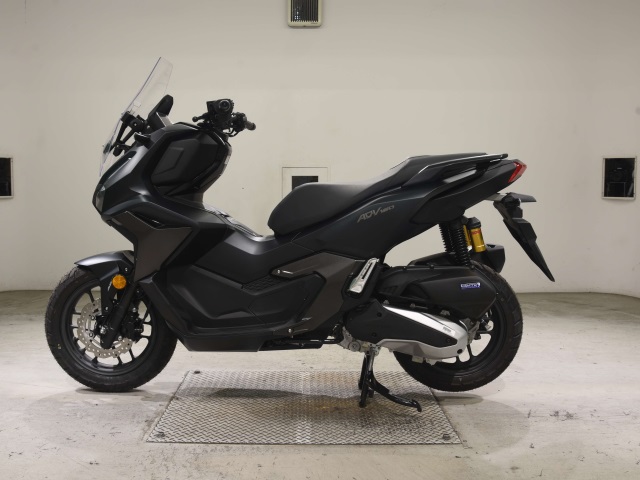 Honda ADV160