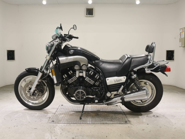 Yamaha V-MAX