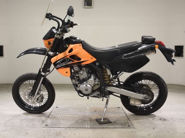 Kawasaki D-TRACKER