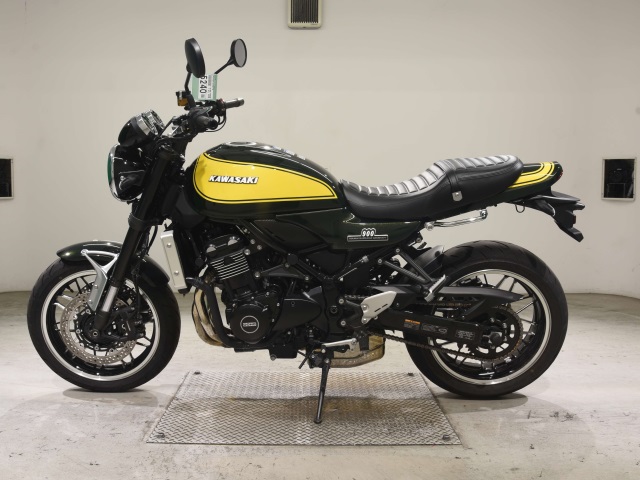 Kawasaki Z900RS
