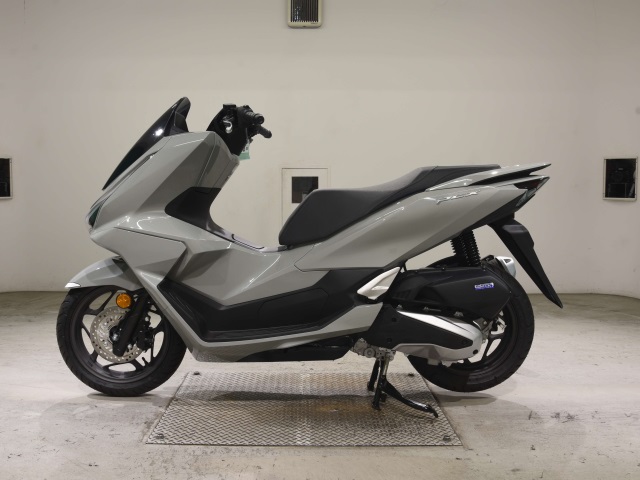 Honda PCX125-4