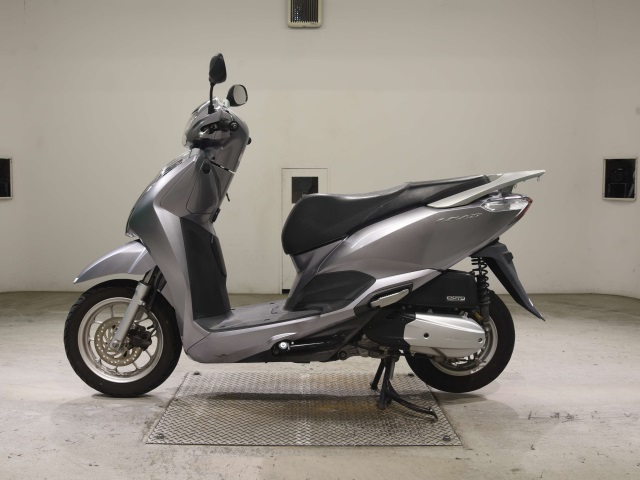 Honda LEAD 125