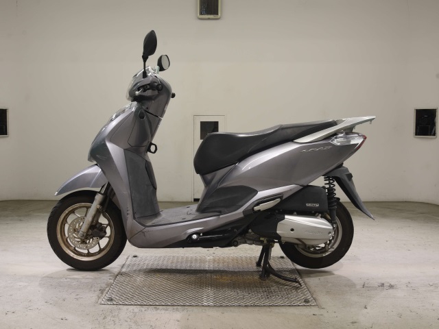 Honda LEAD 125