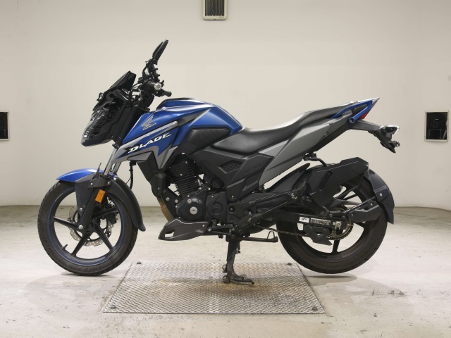 Honda X-BLADE