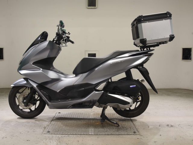Honda PCX125-4