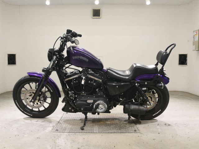 Harley-Davidson Iron 883 XL883N