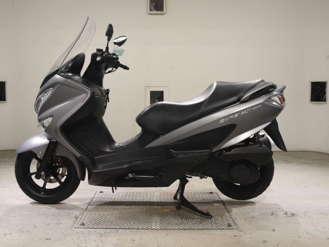 Suzuki BURGMAN200
