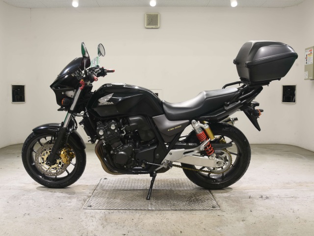 Honda CB400SFV-4