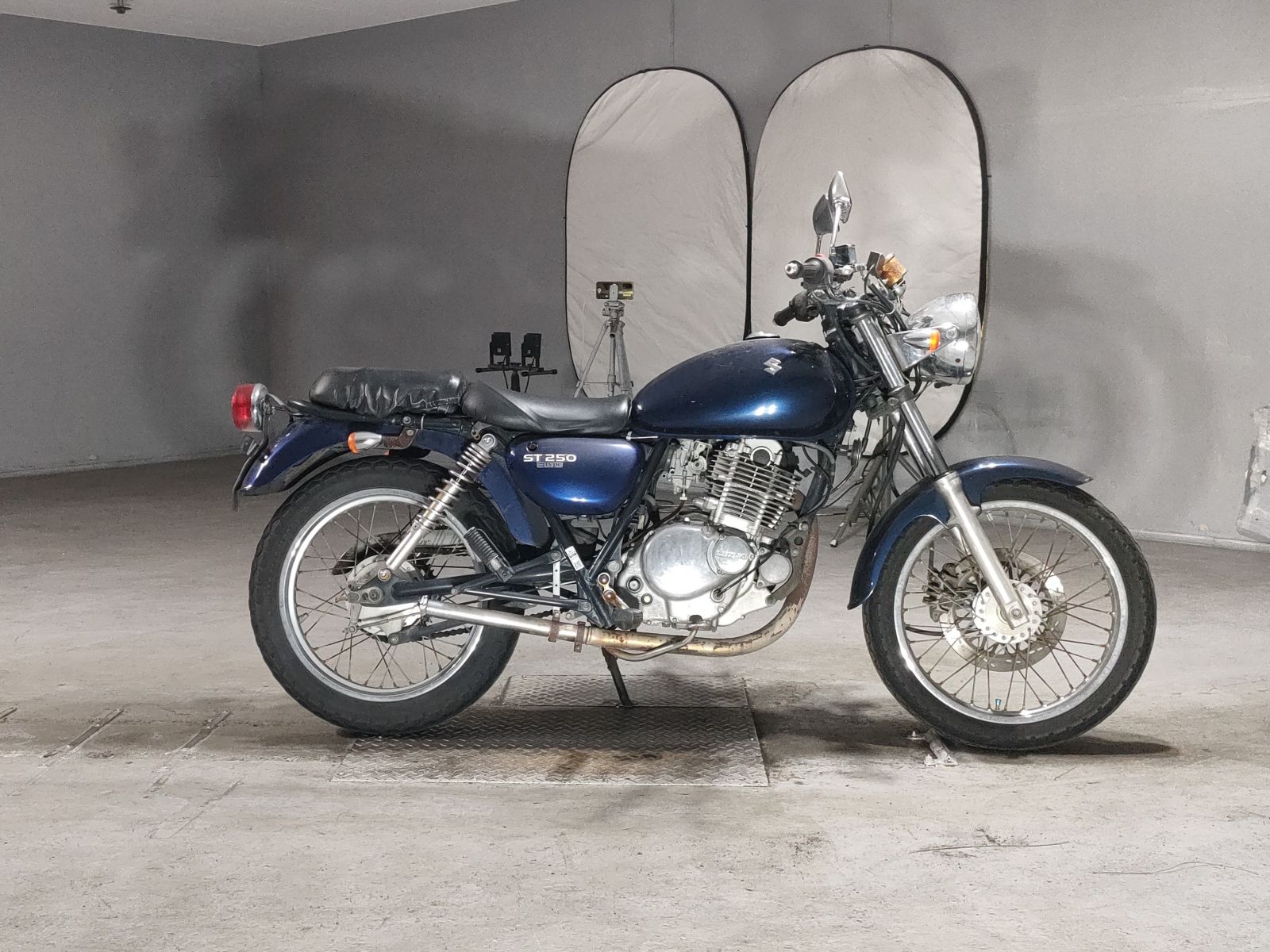 Suzuki ST250E