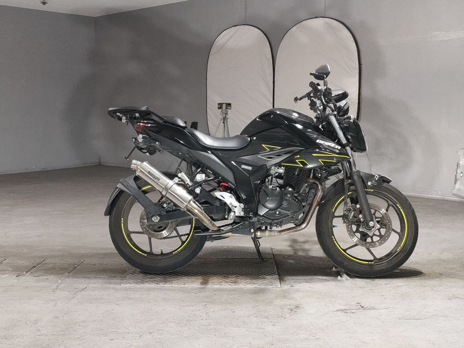 Suzuki GIXXER-150