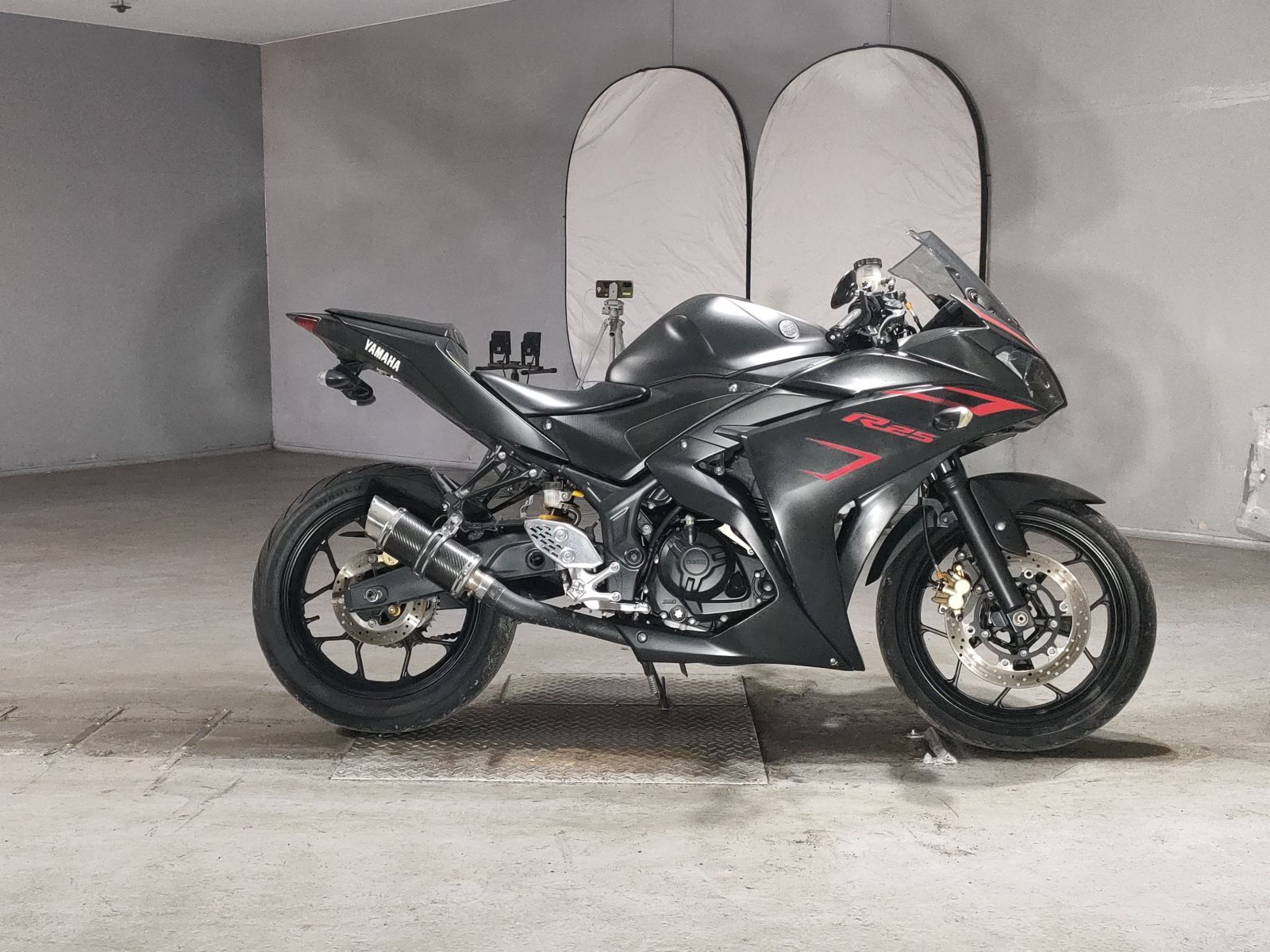 Yamaha YZF-R25