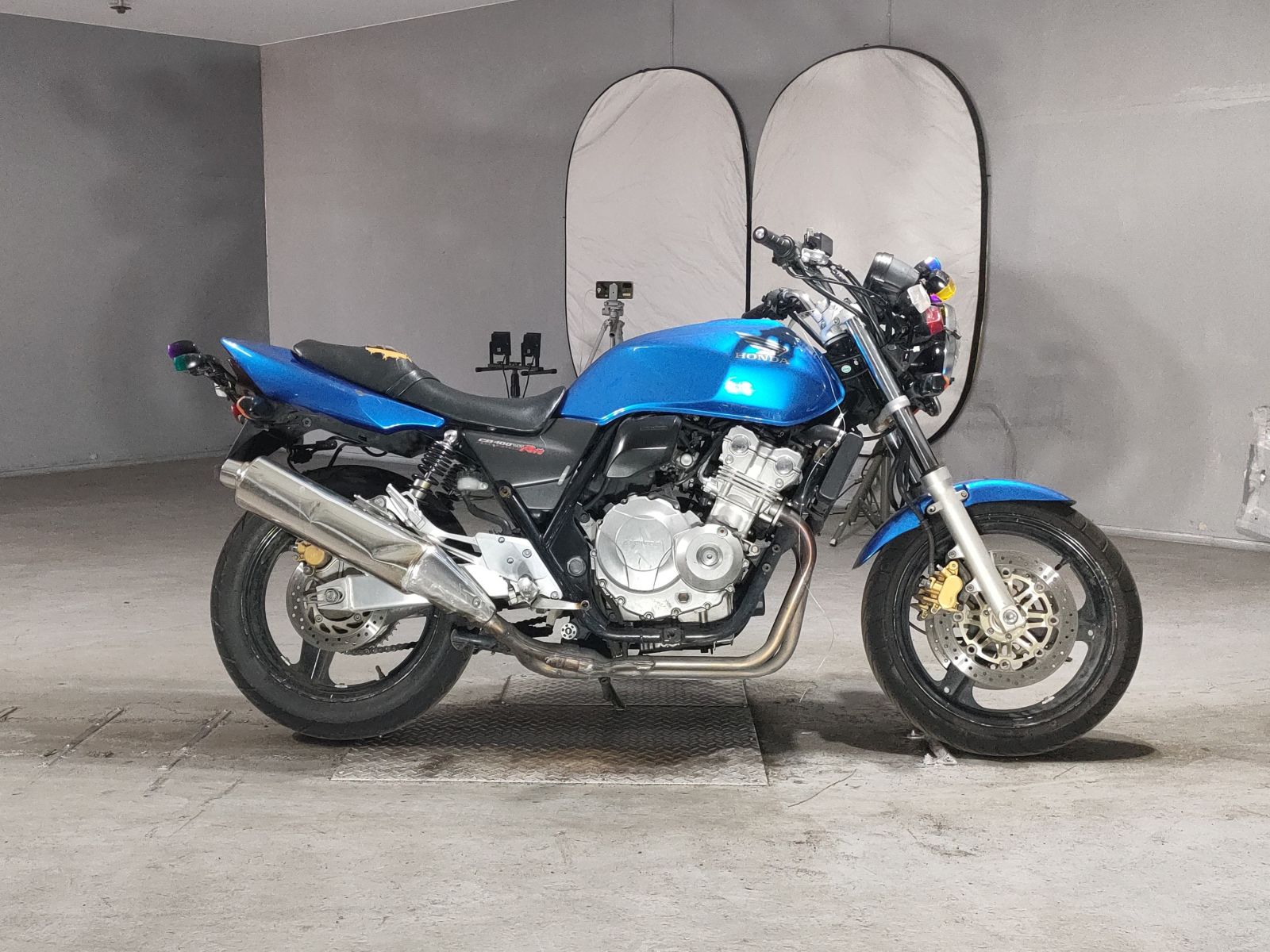Honda CB400SF TRAINING CAR