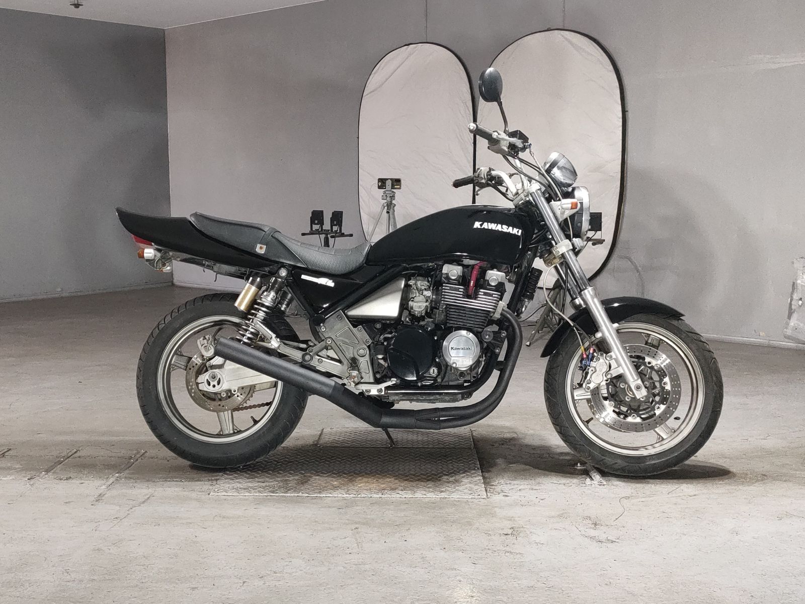 Kawasaki ZEPHYR400K