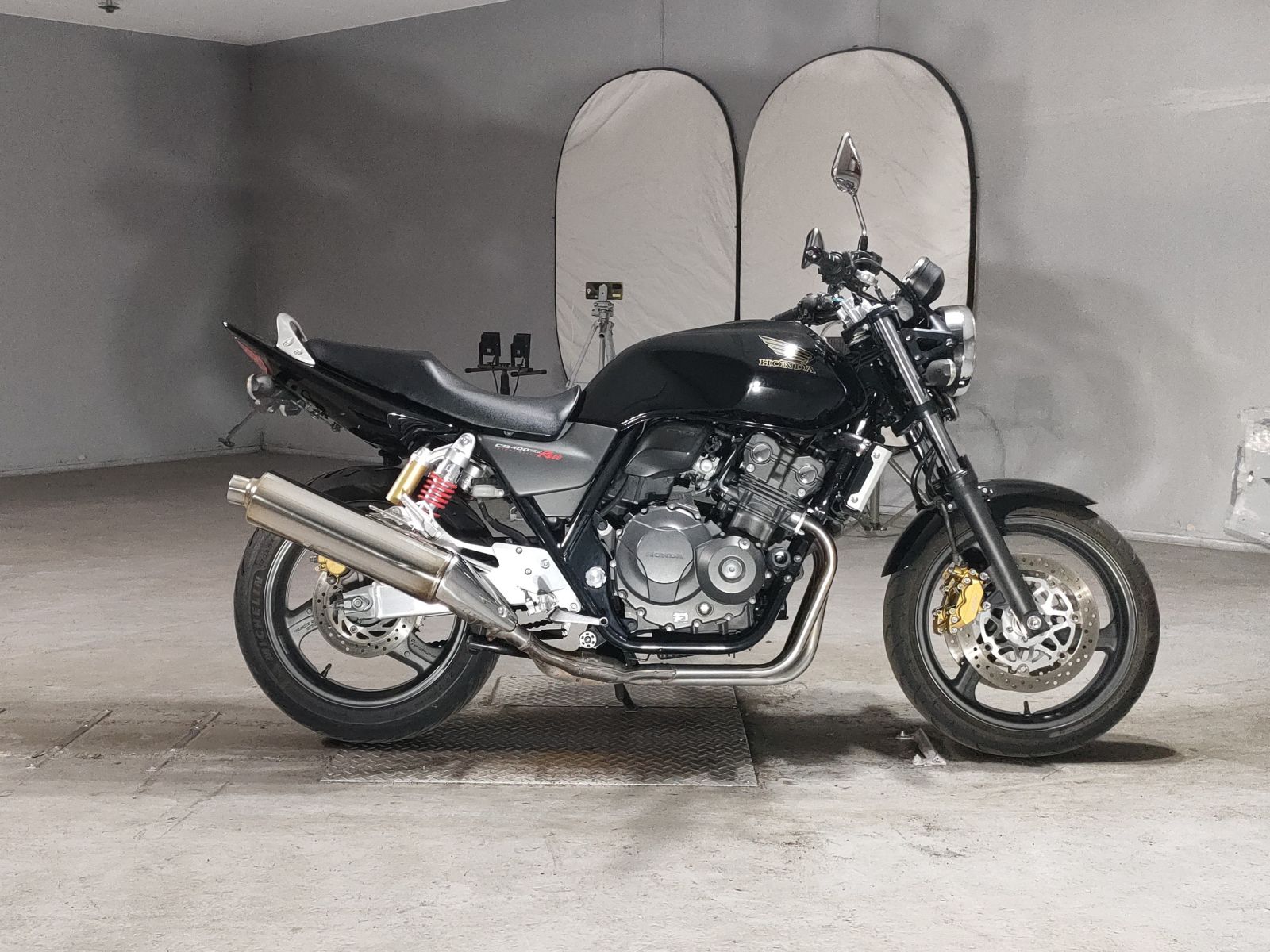 Honda CB400SFV-4
