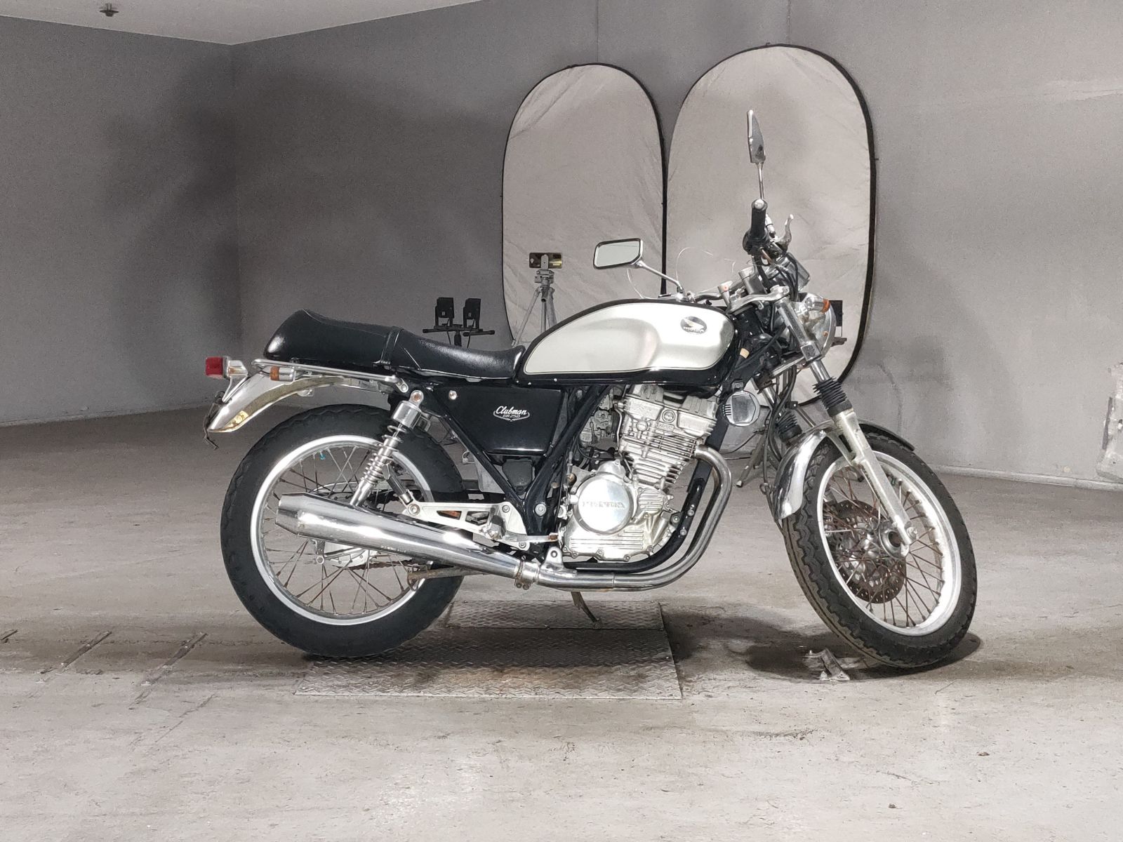 Honda GB250 CLUBMAN 1