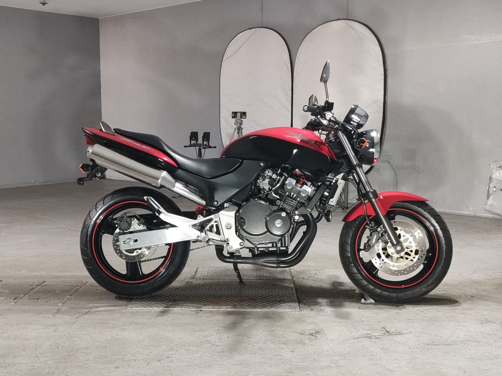 Honda HORNET250