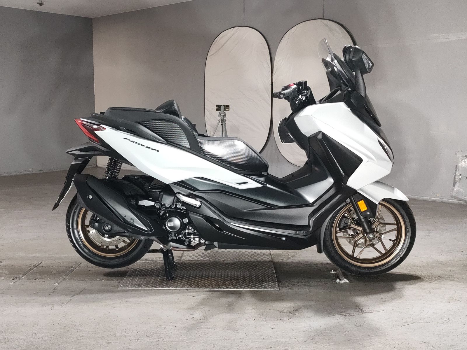 Honda FORZA