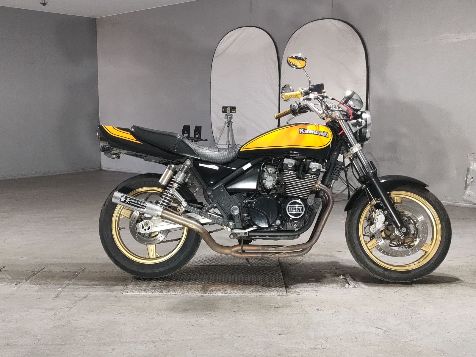 Kawasaki ZEPHYR400K