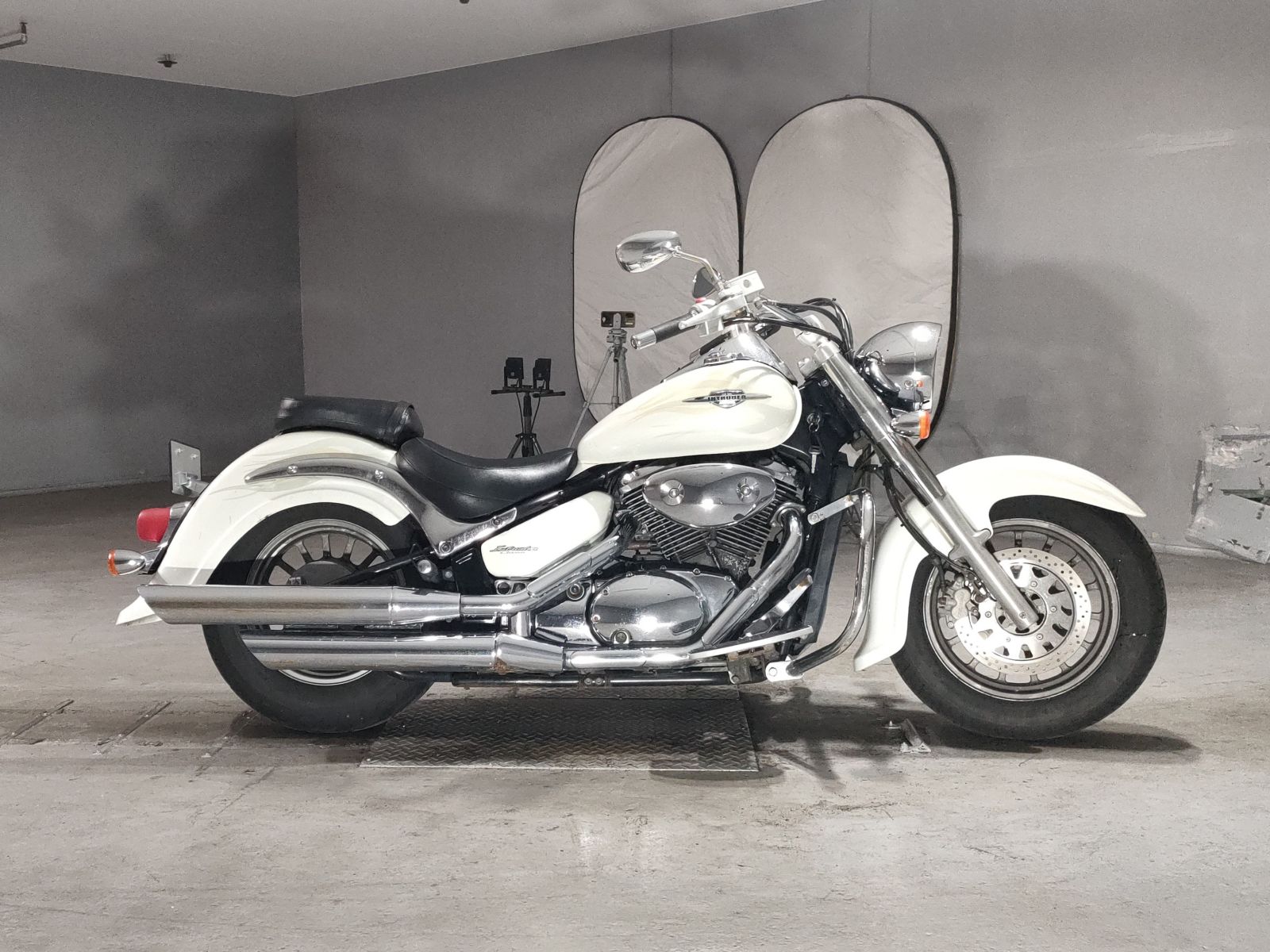 Suzuki INTRUDER 400 CLASSIC