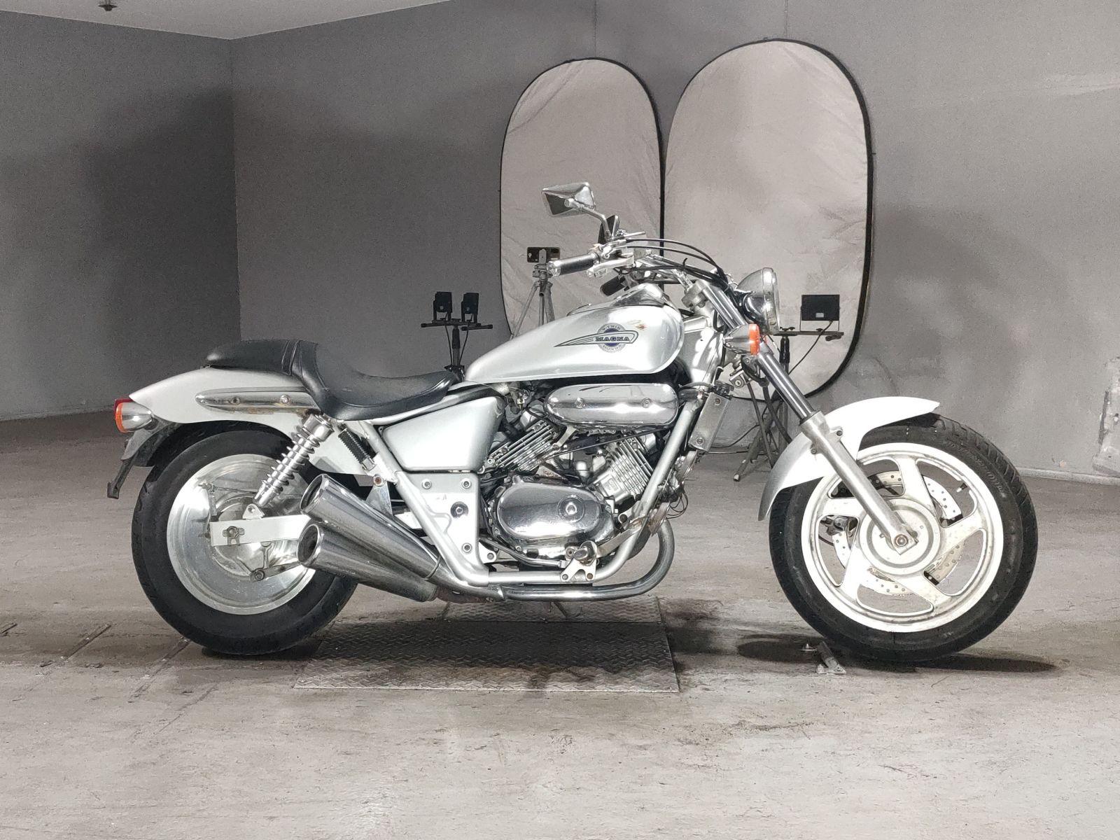 Honda MAGNA 250