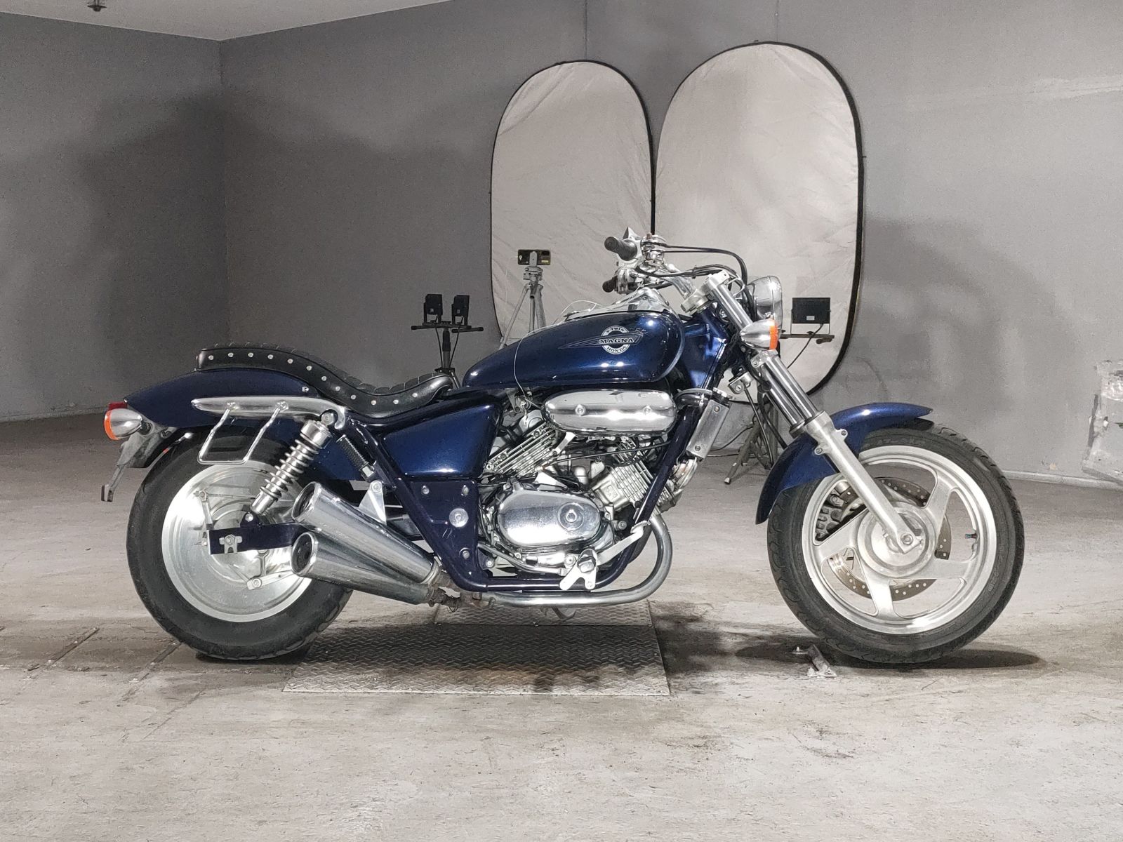 Honda MAGNA 250