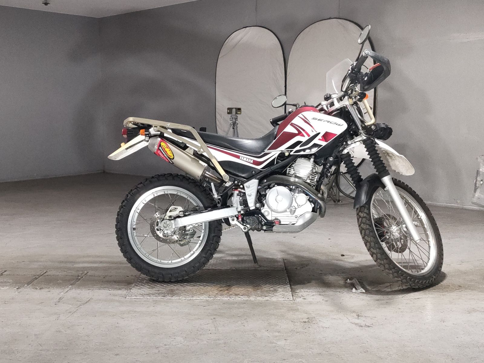 Yamaha SEROW 250