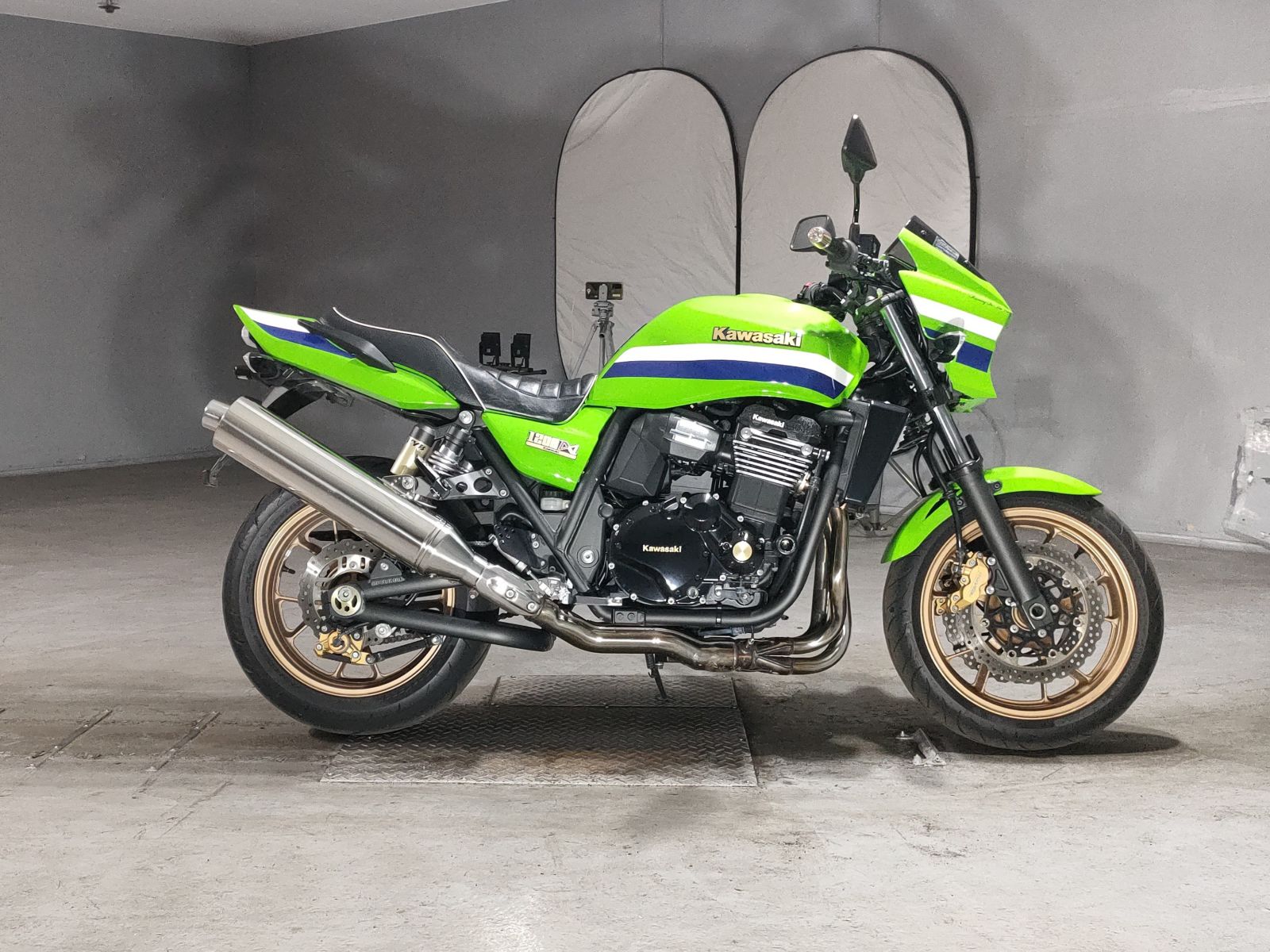 Kawasaki ZRX1200