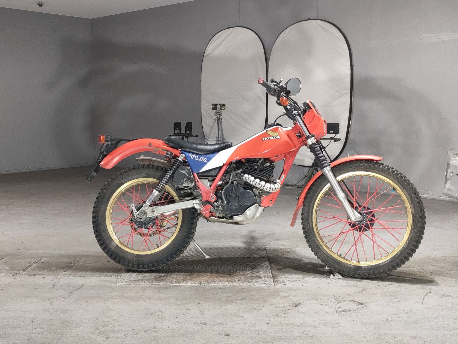 Honda TLR200