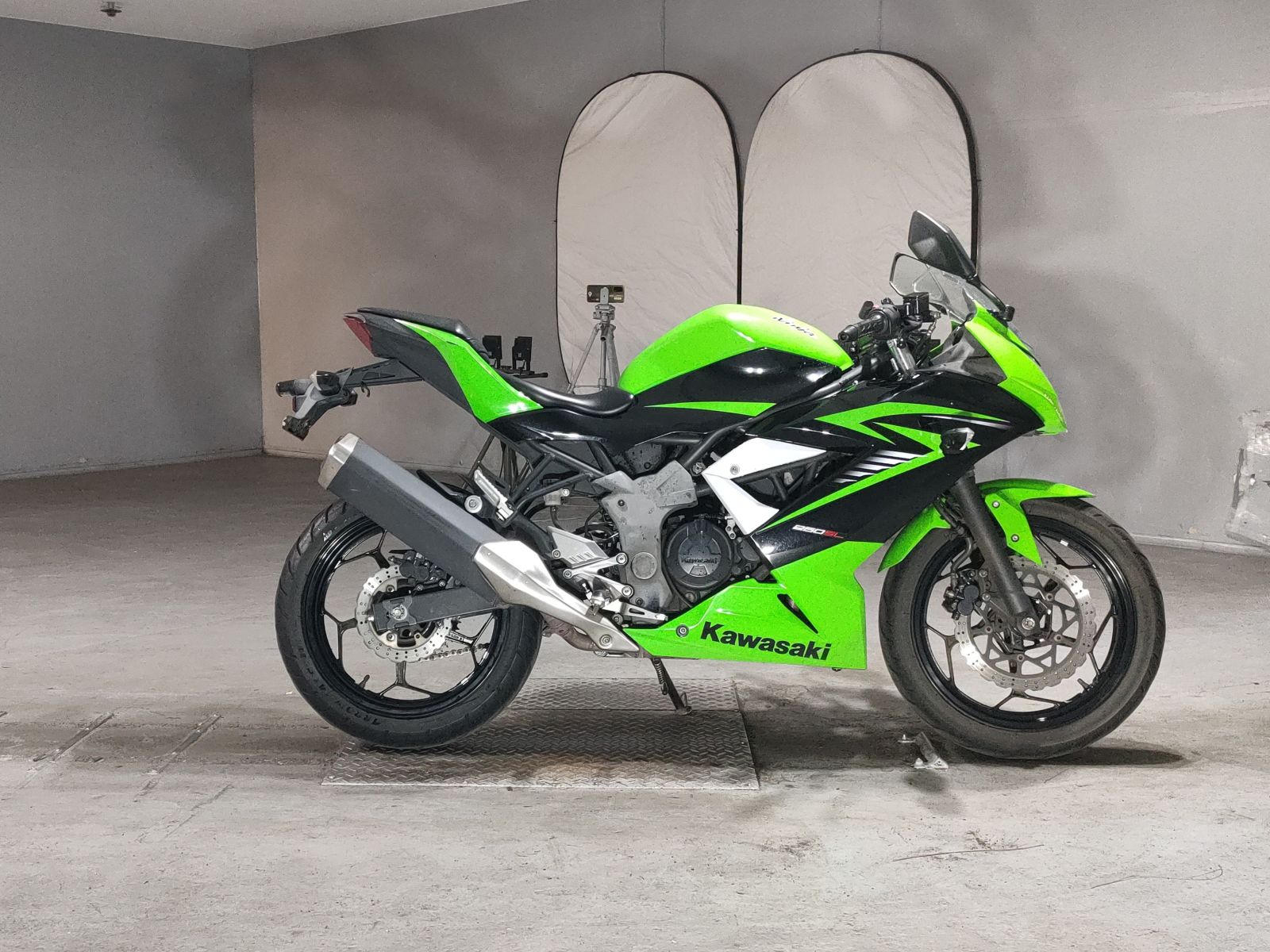 Kawasaki NINJA250SL